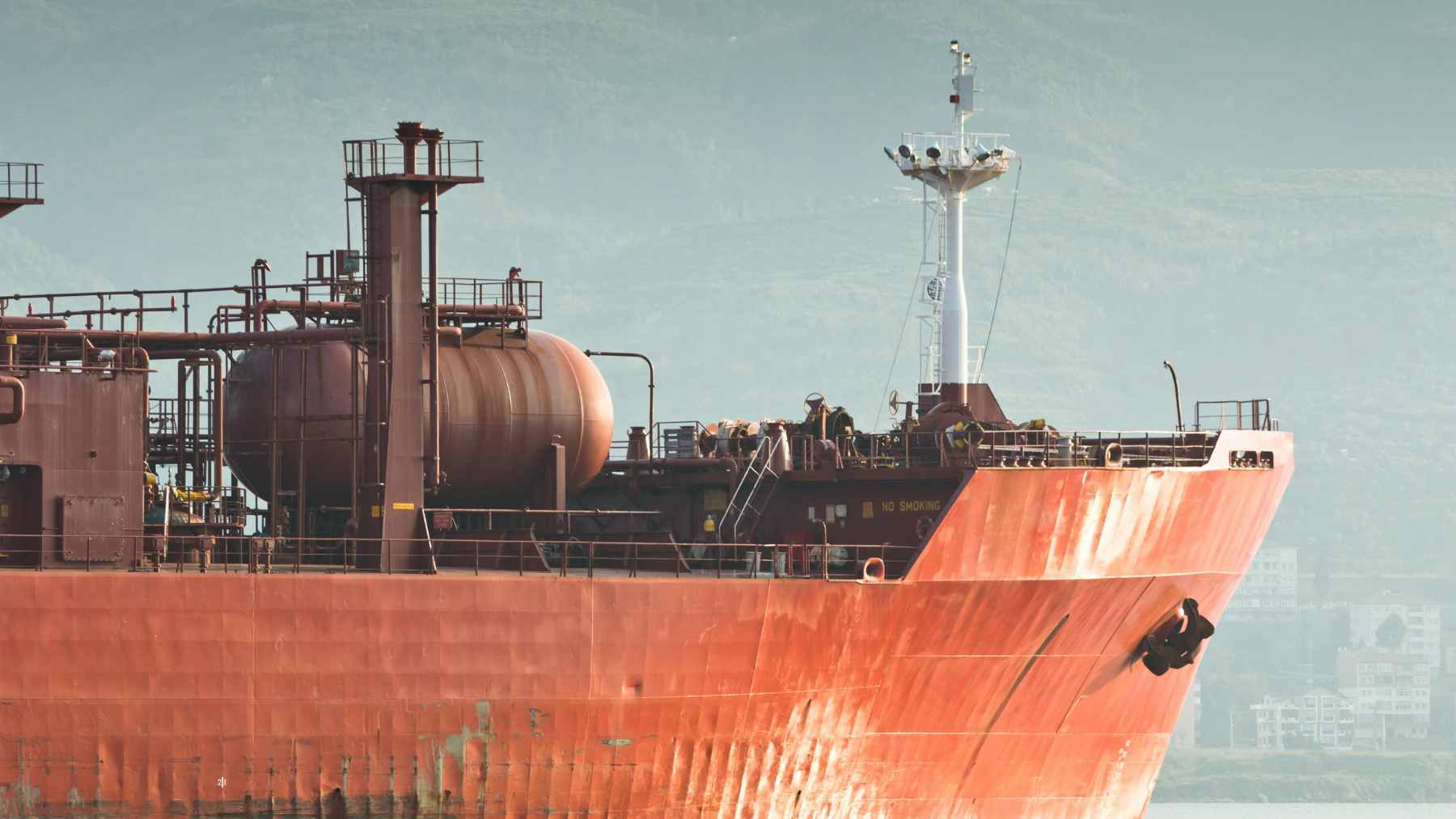 A top Fed official was ready to call for an interest rate cut, but an oil shock changed everything and now the outlook for inflation looks very different 1 Federal Reserve Governor Christopher Waller during a press briefing discussing interest rates and the impact of rising energy costs on inflation.