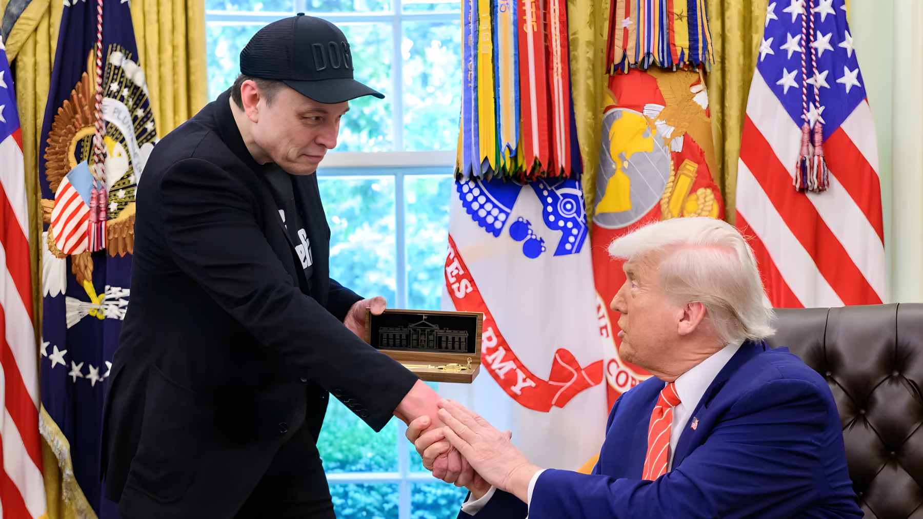 SA security officers at a busy airport checkpoint during a federal funding lapse, representing the workforce at the center of the Musk-Trump standoff.