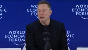 Elon Musk lo ha confirmado: esta profesión va a desaparecer «a finales de 2026» y la sustituirá la IA