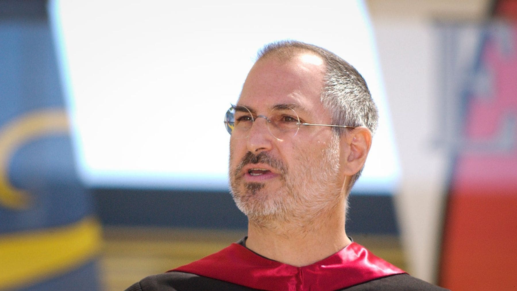 Steve Jobs durante su discurso de graduación en la Universidad de Stanford en 2005.