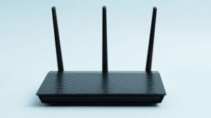 Los expertos piden que apagues el router unos minutos todos los días y ésta es la razón: el simple gesto que te cambia la vida