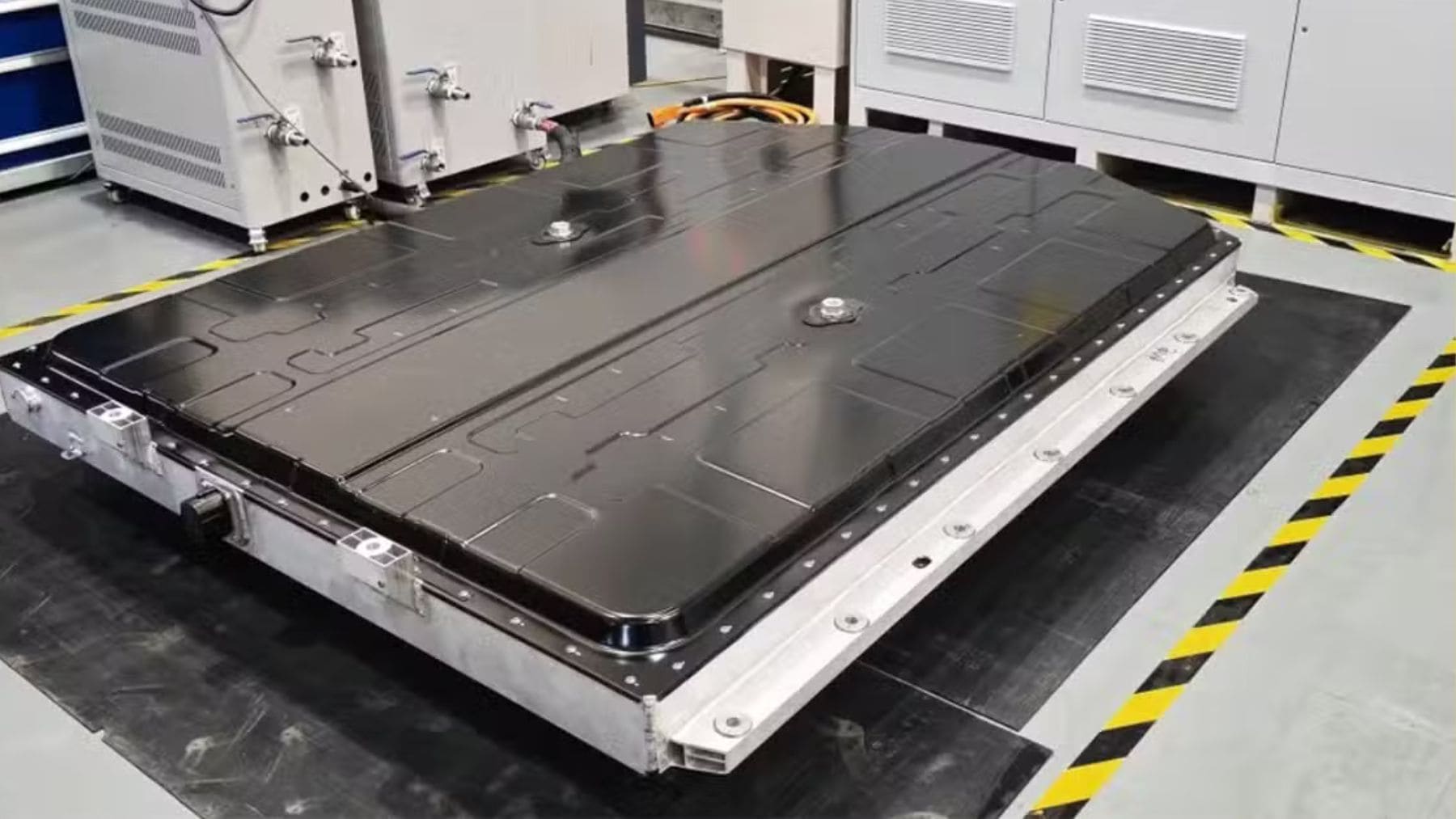 Techy44 11 Batería de sodio de BAIC con carga rápida capaz de alcanzar el 100% en 11 minutos.