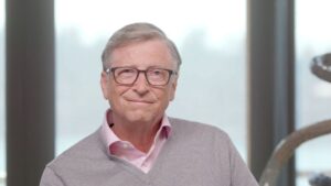 La reflexión de Bill Gates que cambia la forma en la que ves el mundo: «El mundo esperará que logres algo, independientemente de que te sientas bien o no contigo mismo»