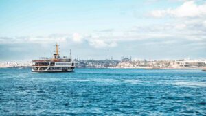 España tiene la clave para solucionar uno de los mayores problemas del Estrecho de Ormuz: los 6 cazaminas nacionales con sonar avanzado para la guerra silenciosa