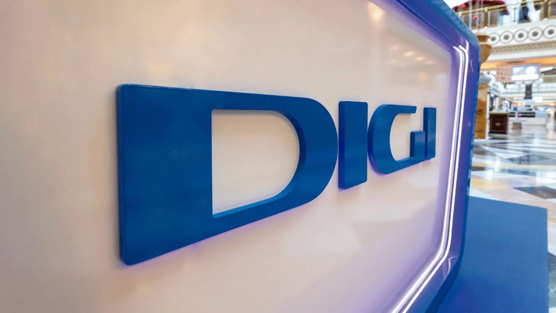 Logo de DIGI en España tras superar las 1000 antenas de su red móvil propia y avanzar en el despliegue 5G.