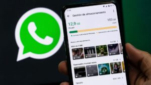 La papelera de WhatsApp es el mayor peligro de tu móvil y se lo está cargando silenciosamente sin que te des cuenta: así lo puedes borrar