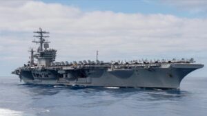 Estados Unidos despliega un portaaviones de propulsión nuclear de 97.000 toneladas que se dirige a Sudamérica