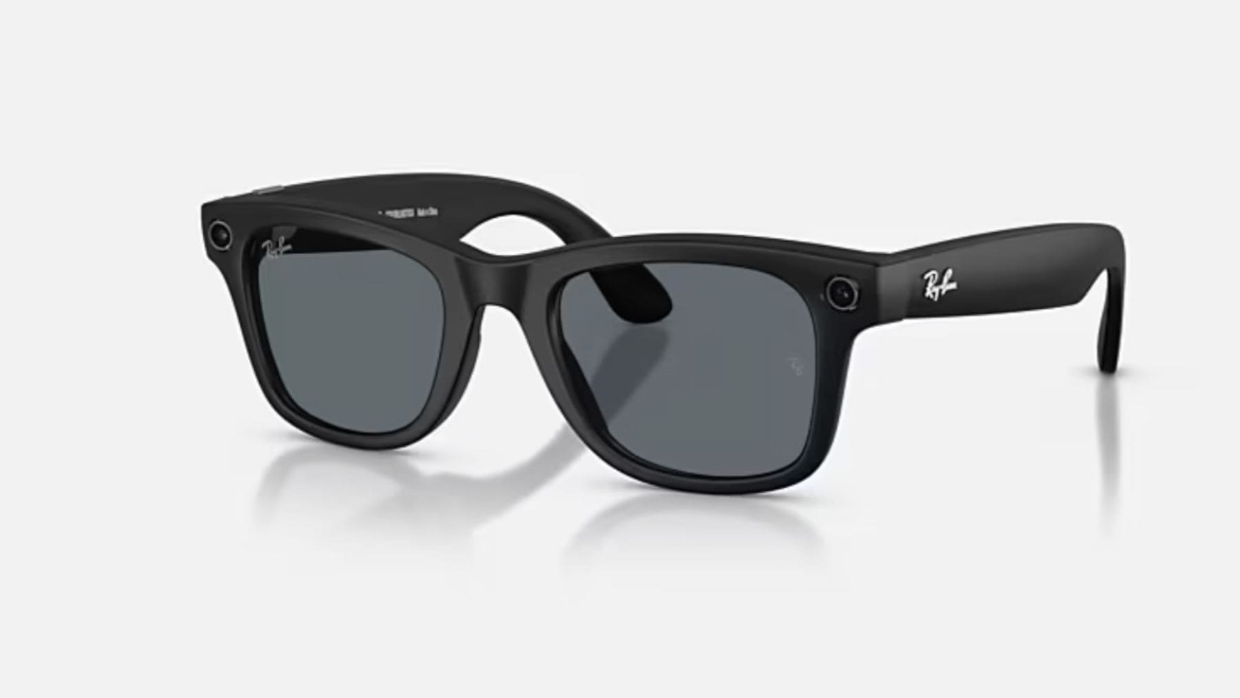 Gafas inteligentes Ray-Ban Meta con cámara y diseño compatible con lentes graduadas.